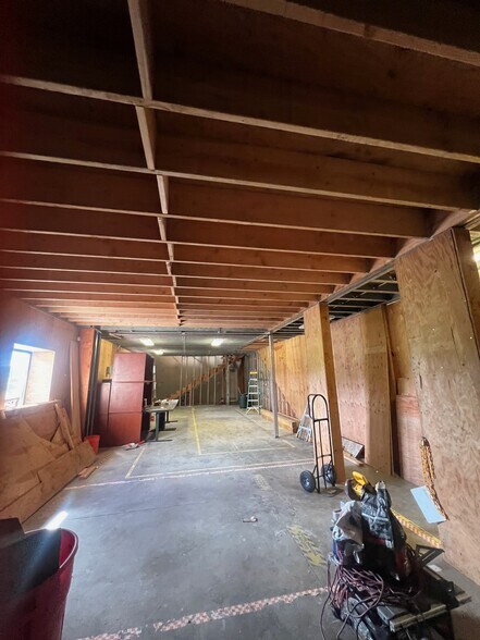 More Photos Of 64-705 Waikelehua Pl, Kamuela Industrial For Lease