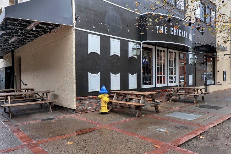 More Photos Of 45 W Broadway, Eugene Storefront Retail Residential For Lease