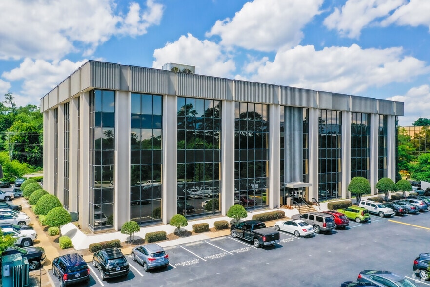 More Photos Of 3600 Forest Dr, Columbia Unknown For Lease