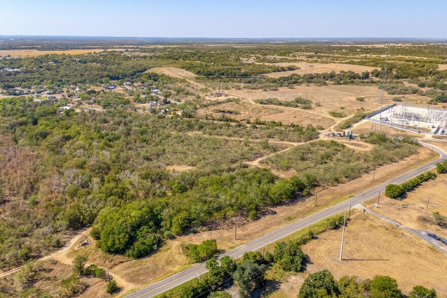 More Photos Of TBD HACKBERRY St, Luling Land For Sale