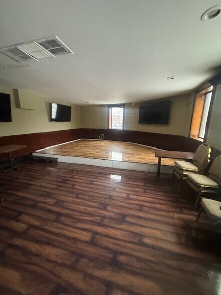More Photos Of 452-454 Pearl St, Buffalo Storefront Retail Residential For Sale