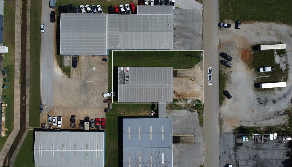 More Photos Of 908 Clayton St, Springdale Warehouse For Lease