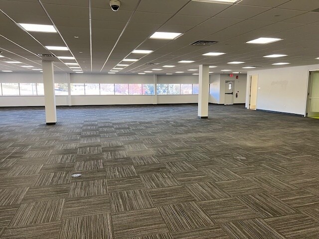 More Photos Of 2985 S Ridge Rd, Green Bay Medical For Sale