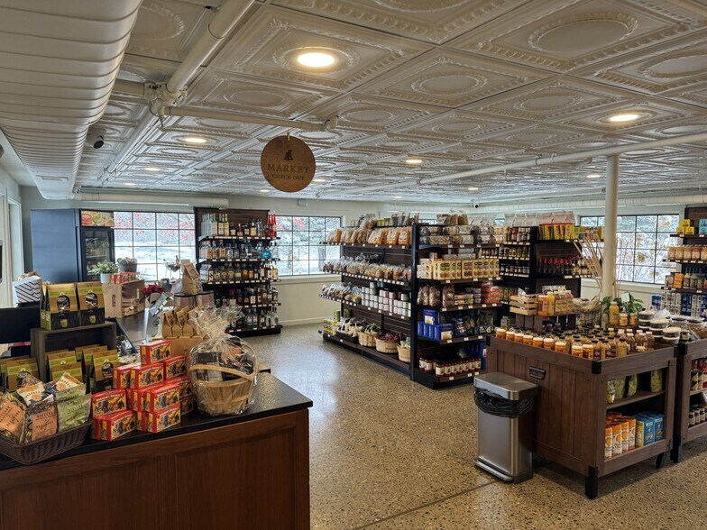 More Photos Of 310 Blue Star Memorial Hwy, Douglas Restaurant For Sale