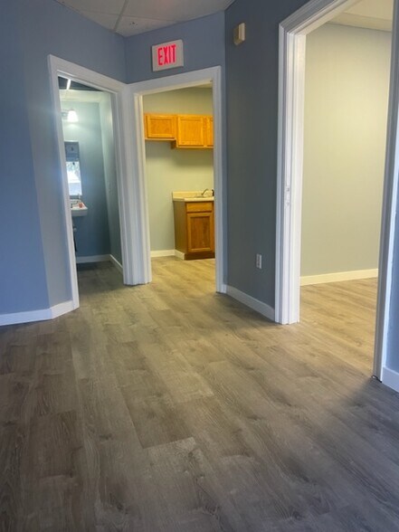 More Photos Of 2724 Crestview St, Kenner Warehouse For Lease