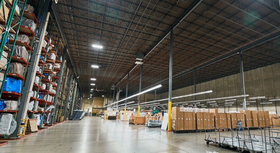 More Photos Of 12940 Prosperity Ave, Becker Distribution For Lease