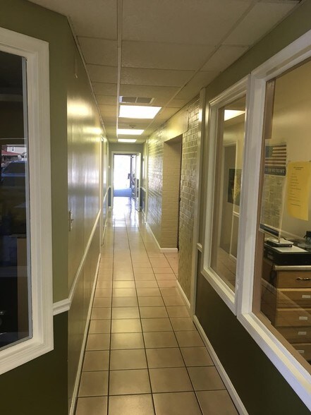 More Photos Of 737-739 E Main St, Salisbury General Retail For Sale