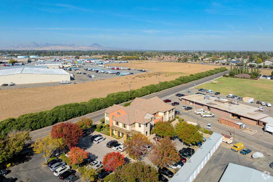 More Photos Of 1275 Tharp Rd, Yuba City Office For Sale