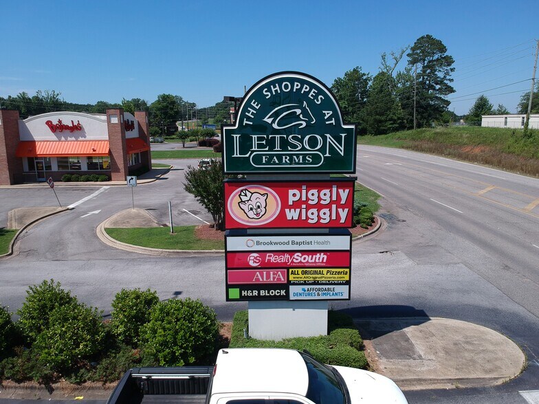 More Photos Of 4764 Eastern Valley Rd, Mc Calla Freestanding For Lease