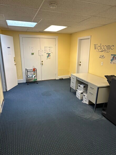 More Photos Of 1534 Dorchester Ave, Dorchester Storefront Retail Office For Lease