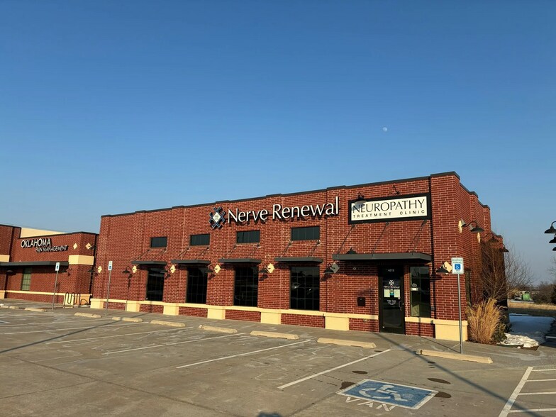 Primary Photo Of 4019 N Flood Ave, Norman Medical For Lease
