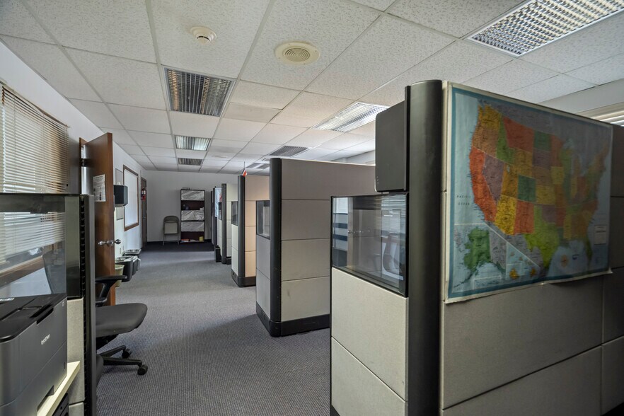 More Photos Of 4985 N 30th St, Colorado Springs Manufacturing For Sale