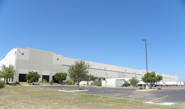 Primary Photo Of 12135 Sara Rd, Laredo Warehouse For Lease