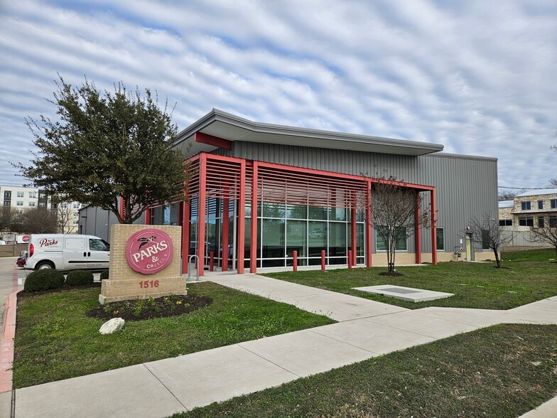 Primary Photo Of 1516 Ferguson Ln, Austin Light Distribution For Lease