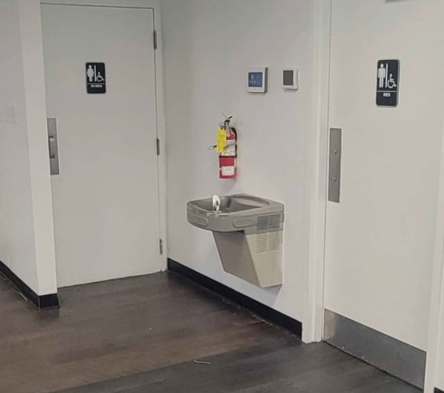 More Photos Of 9640 Natural Bridge Rd, Saint Louis Freestanding For Sale