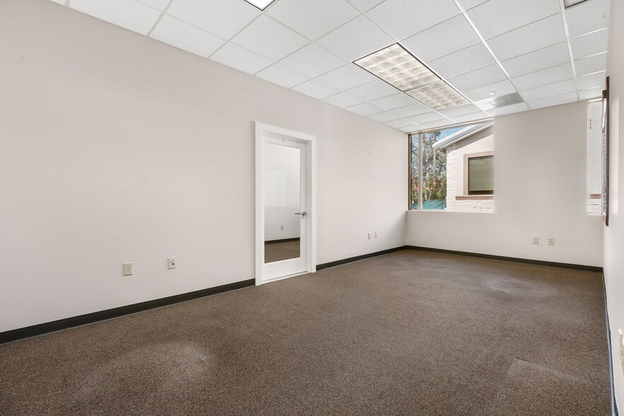 More Photos Of 2200 N FM 3083 Rd W, Conroe Office For Lease
