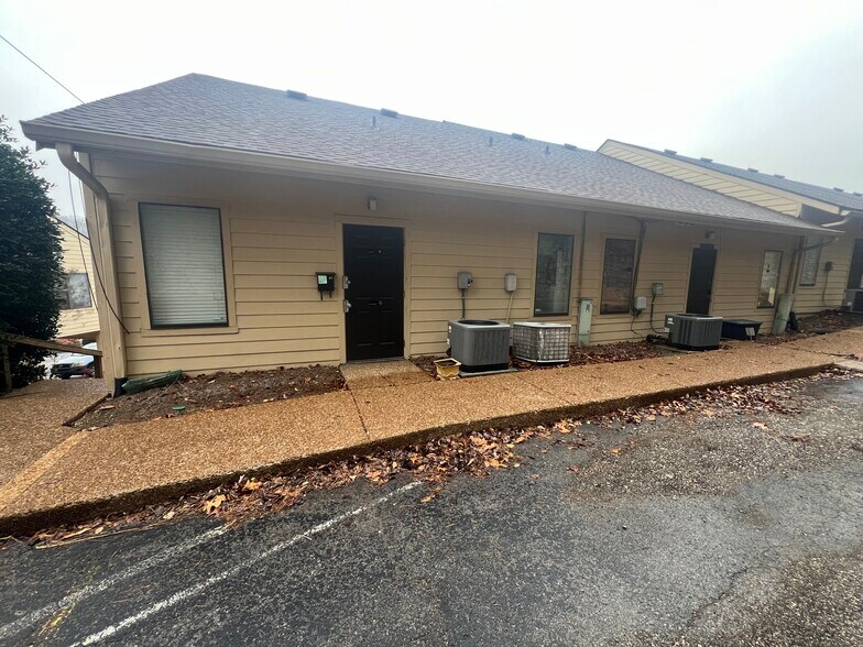 Primary Photo Of 167 Belle Forest Cir, Nashville Office For Lease