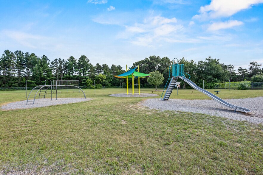 More Photos Of W11195 WI-127, Portage Schools For Sale