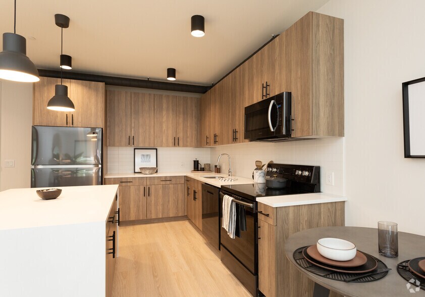 More Photos Of 147 Bloomfield Ave, Montclair Apartments For Lease