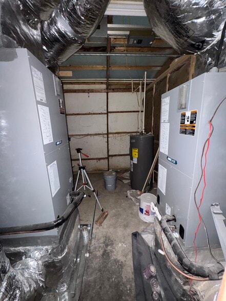 More Photos Of 10535 Highway 53 W, Talking Rock Service For Sale