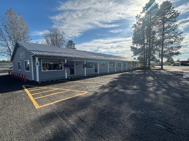More Photos Of 51470 Highway 97, La Pine General Retail For Sale