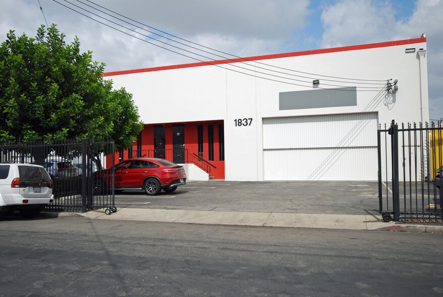 More Photos Of 1771-1837 E 46th St, Los Angeles Warehouse For Lease