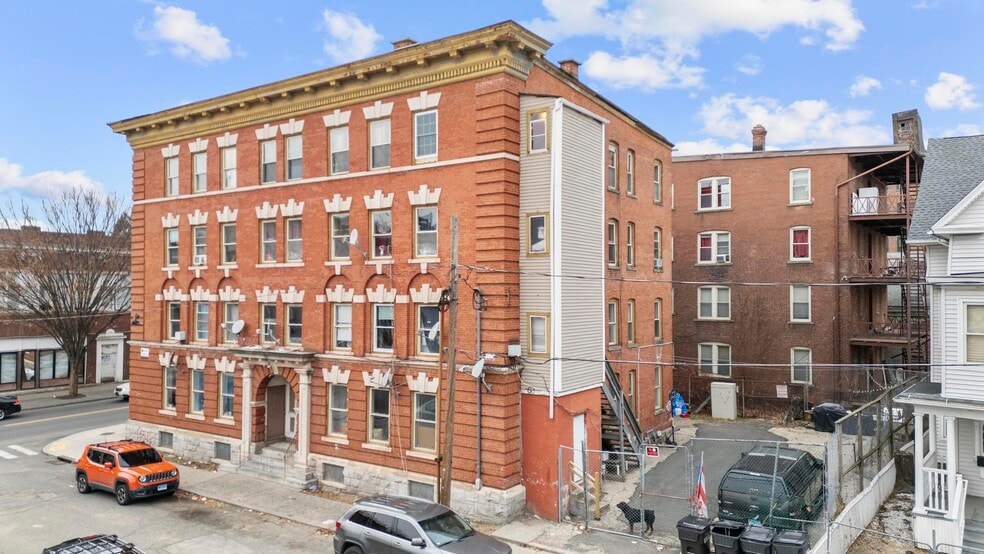 More Photos Of 48-50 Mitchell Ave, Waterbury Apartments For Sale