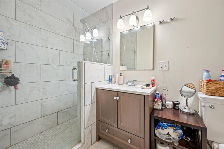 More Photos Of 72 3rd St, Bangor Apartments For Sale
