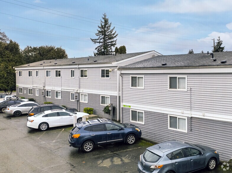 Primary Photo Of 12712 C St S, Tacoma Apartments For Sale