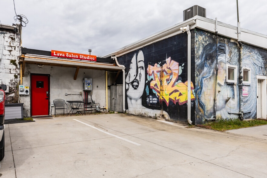 More Photos Of 811 Savannah Hwy, Charleston General Retail For Sale