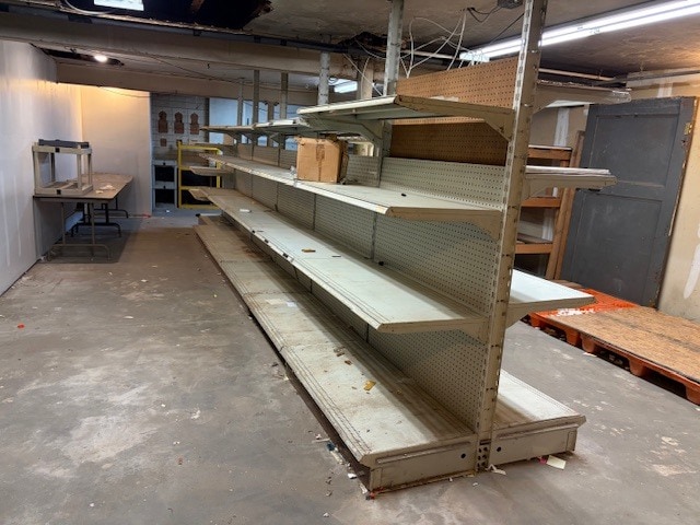 More Photos Of 155 Main St, Farmingdale General Retail For Lease