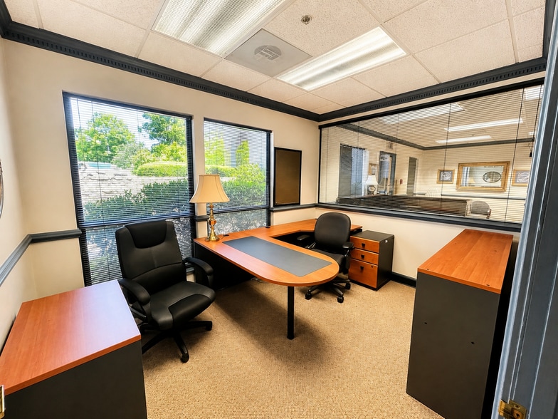 More Photos Of 1820 The Exchange SE, Atlanta Office For Sale