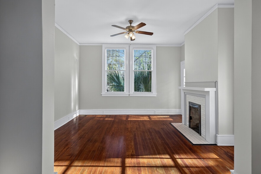 More Photos Of 923 E Park Ave, Savannah Apartments For Sale
