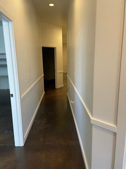 More Photos Of 1951 Commerce Center Circle, Prescott Medical For Lease