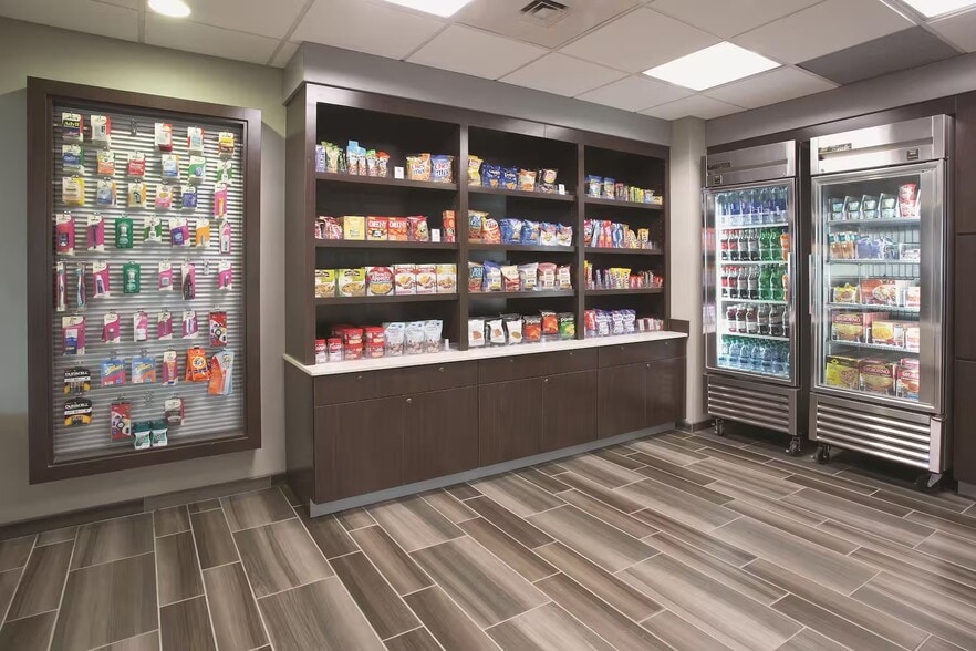 More Photos Of 9009 E Arapahoe Rd, Greenwood Village Hotel For Sale