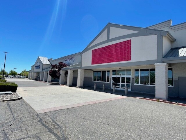 More Photos Of 910 Jacks Valley Rd, Carson City Unknown For Lease