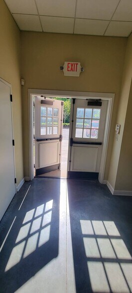 More Photos Of 170 Westridge Industrial Blvd, McDonough Office For Lease