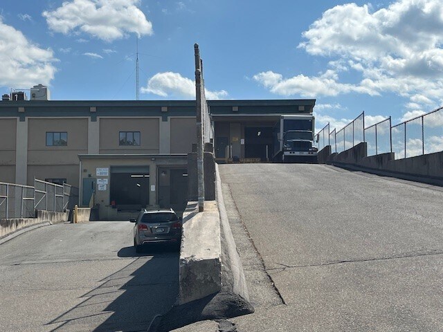 Primary Photo Of 95 Valley St, Bristol Manufacturing For Lease