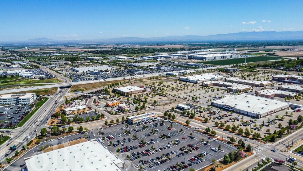More Photos Of 1200 N Happy Valley Rd, Nampa Unknown For Lease