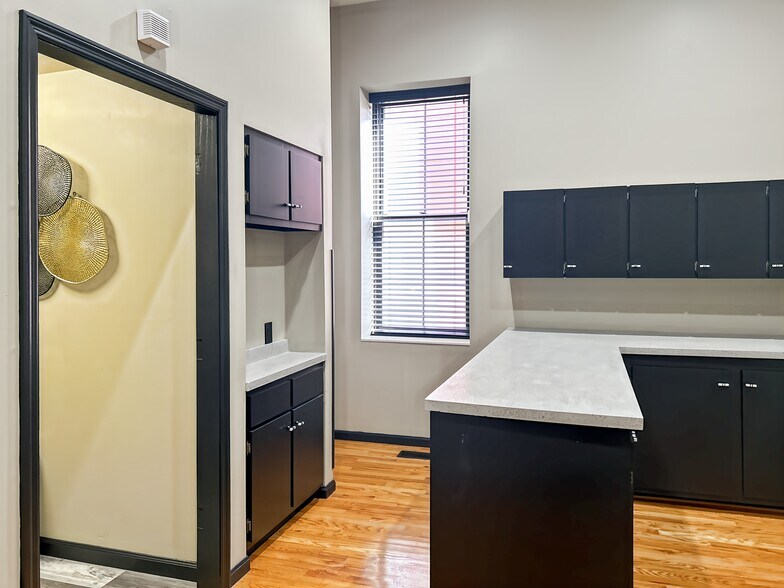 More Photos Of 1031 Lami St, Saint Louis Coworking Space