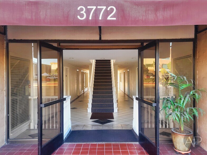 More Photos Of 3772 Katella Ave, Los Alamitos Medical For Lease