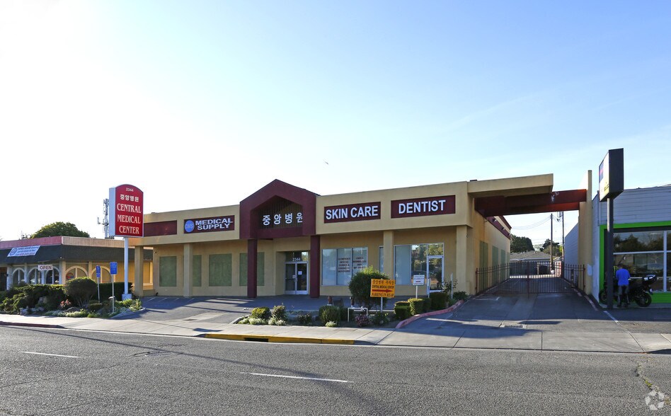 More Photos Of 2344 El Camino Real, Santa Clara Office For Sale