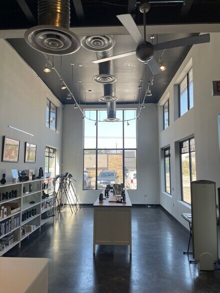 More Photos Of , Houston General Retail For Sale