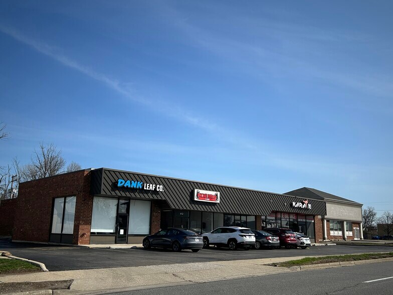 Primary Photo Of 406-414 W Ogden Ave, Downers Grove Unknown For Lease