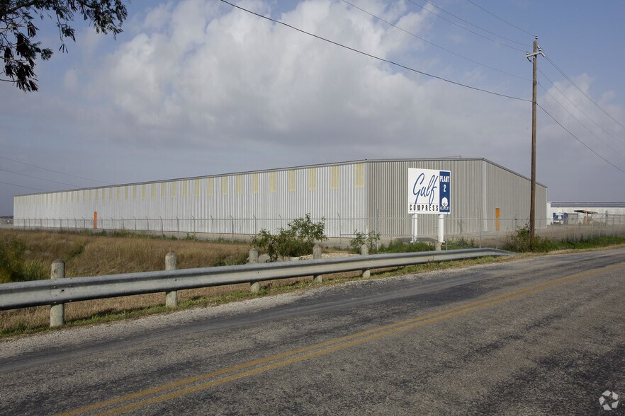Primary Photo Of 1141 Heinsohn Rd, Corpus Christi Distribution For Lease