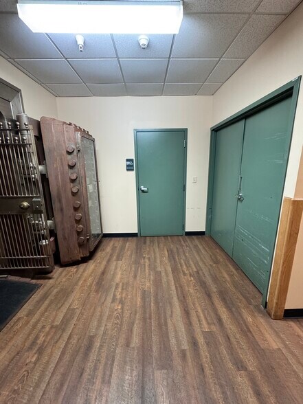 More Photos Of 339 Central Ave, Albany Theater Concert Hall For Sale