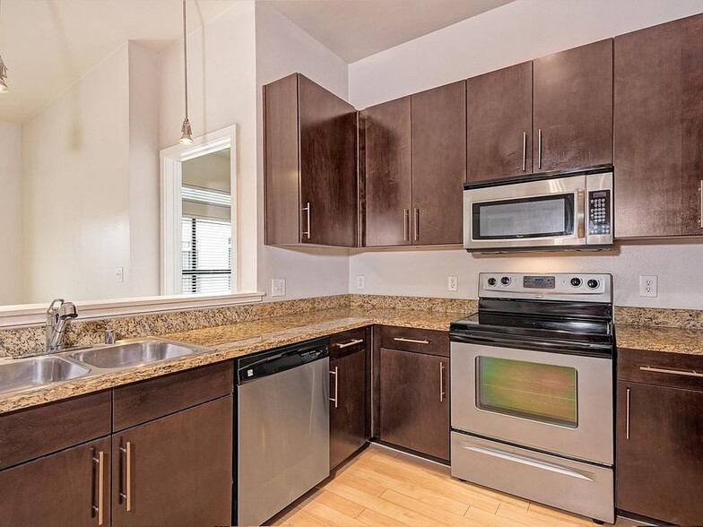 More Photos Of 4123 Cedar Springs Rd, Dallas Apartments For Lease