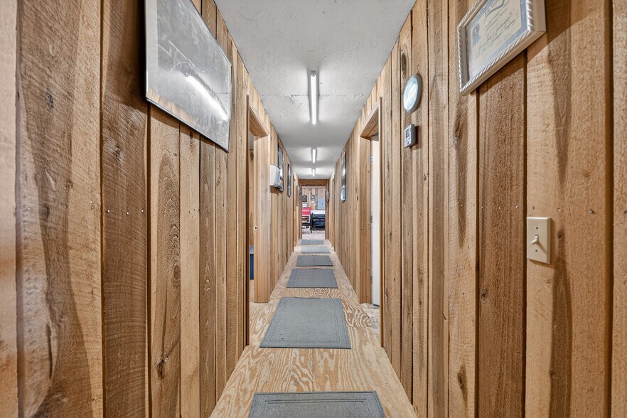 More Photos Of 2668 Huntsville Hwy, Fayetteville General Retail For Sale