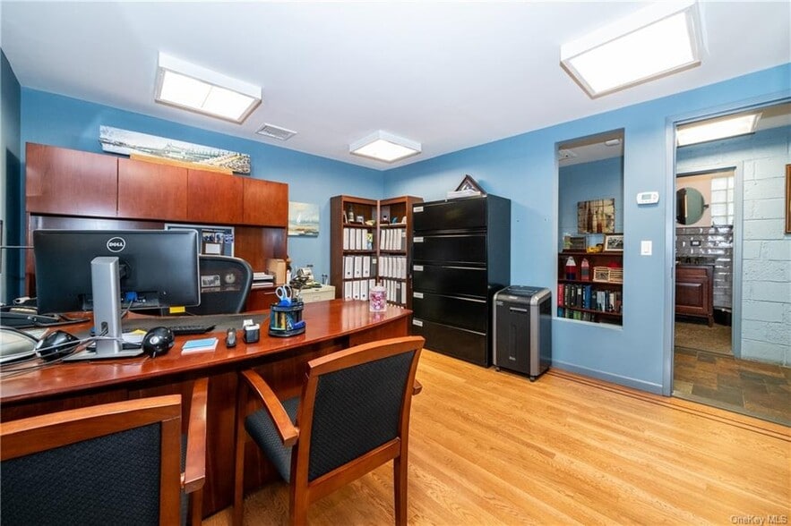 More Photos Of 412 City Island Ave, Bronx Warehouse For Sale