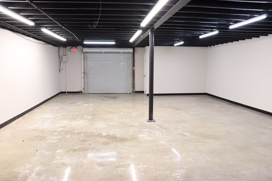 More Photos Of 1710 Texas Ave, Texas City General Retail For Sale
